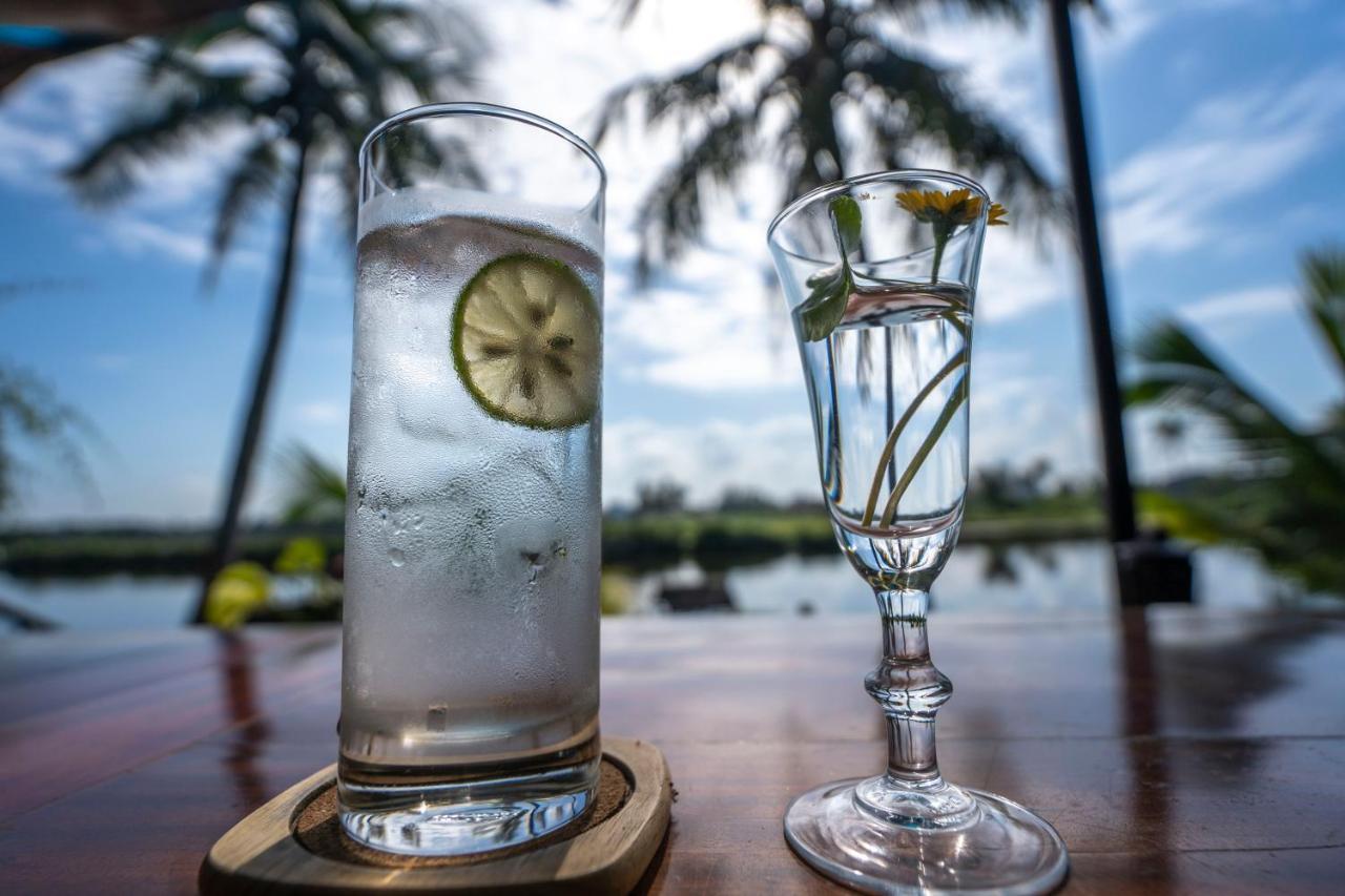 Hoi An Riverside Resort & Spa Bagian luar foto