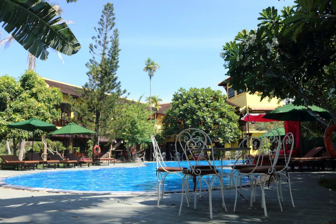 Hoi An Riverside Resort & Spa Bagian luar foto